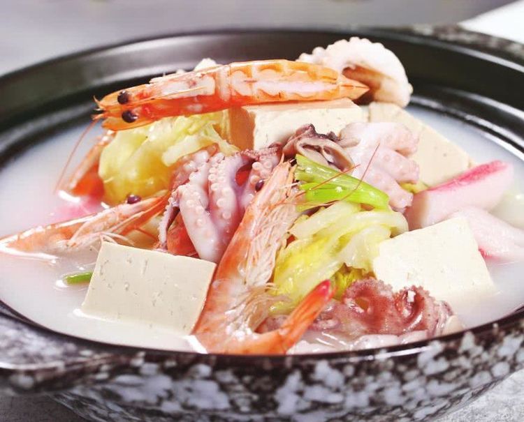 营养月子餐